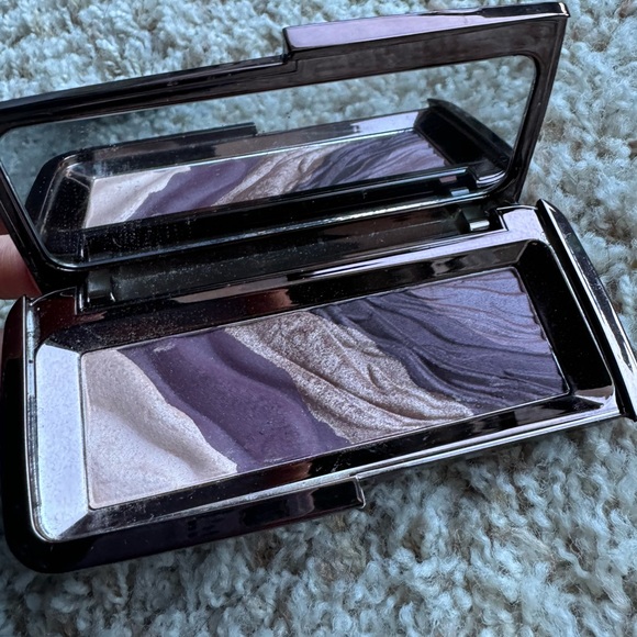 Hourglass modernist exposure eyeshadow - Picture 2 of 4